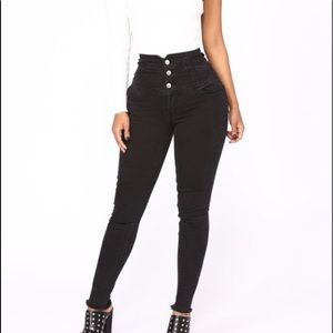 Black bottom from skinny jeans